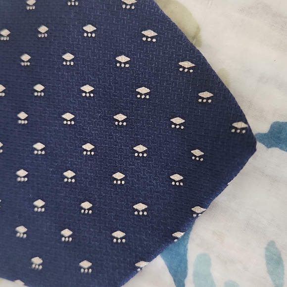 CLAYBROOK SILK TIE - Picture 8 of 8